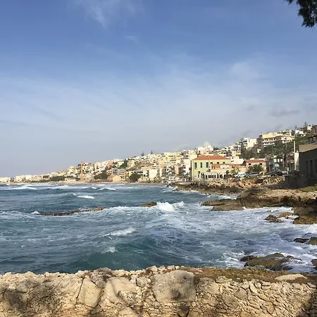 Carlotta Tatil Evi Hanya